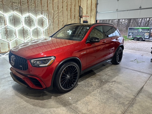 Red SUV in the ABR Exclusives shop